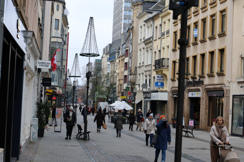 Arbeitszeit / Acht statt vier Stunden ab 1. Januar: Chamber stimmt für Ausweitung der Sonntagsarbeit