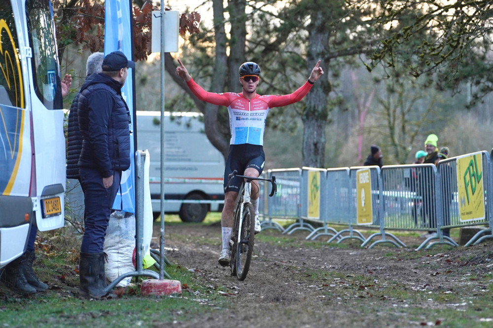 Cyclocross / Bettendorff wird seiner Favoritenrolle auf dem Galgenberg gerecht