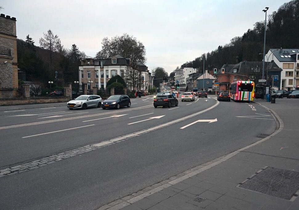 Luxemburg-Stadt / Warum die „Eecher Plaz“ vorerst keine Busspuren und Fahrradwege bekommt
