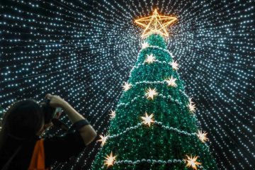 Analyse von außen / Der KI-Krieg gegen Weihnachten