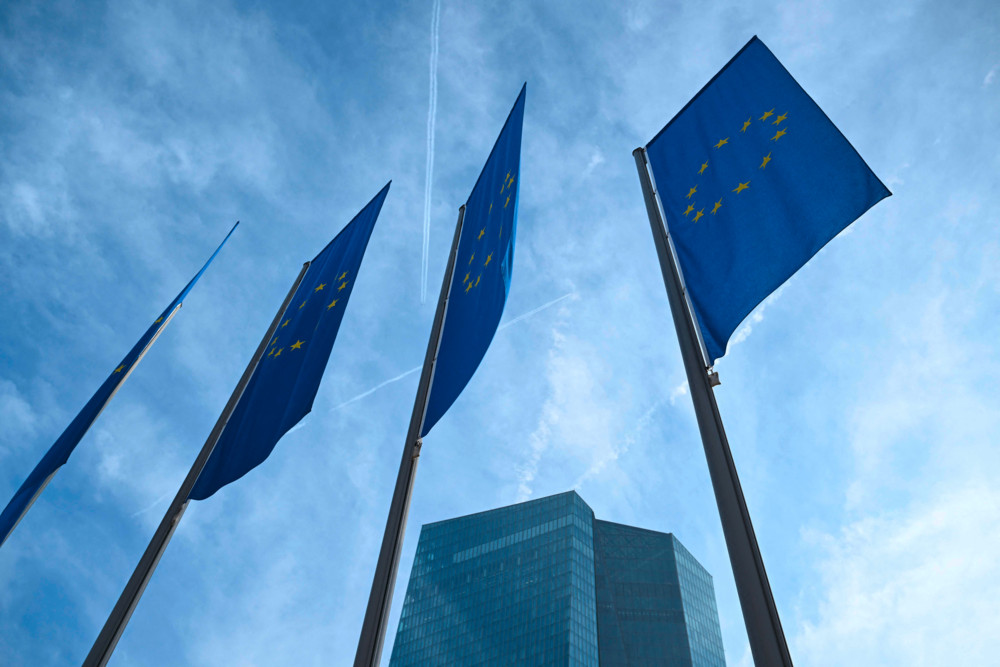 Forum von Robert Goebbels / Die notwendige Entrümplung der EU: Plädoyer für ein Europa der verschiedenen Geschwindigkeiten