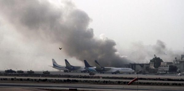 Angriff auf Flughafen von Karachi