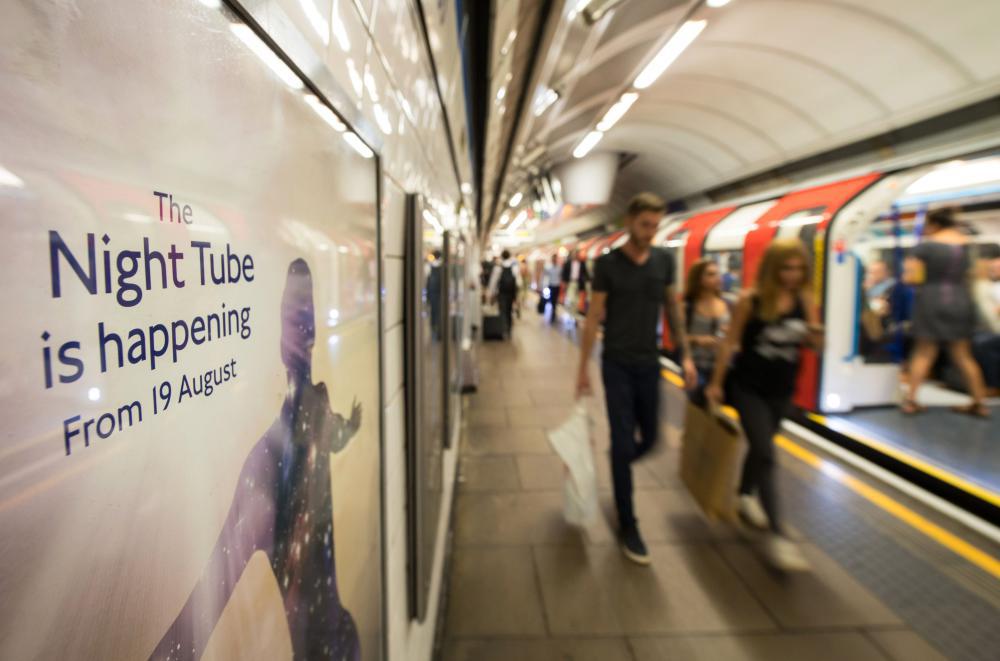 Londoner U-Bahn startet 24-Stunden-Betrieb