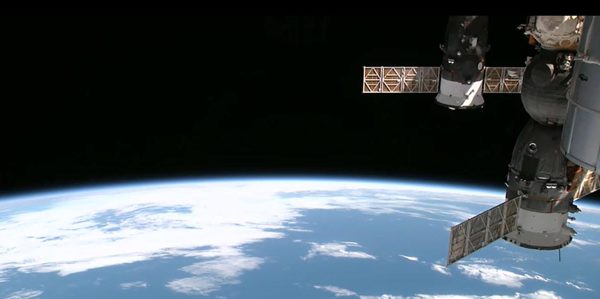 Astronauten bereiten ISS für Anlegen  vor