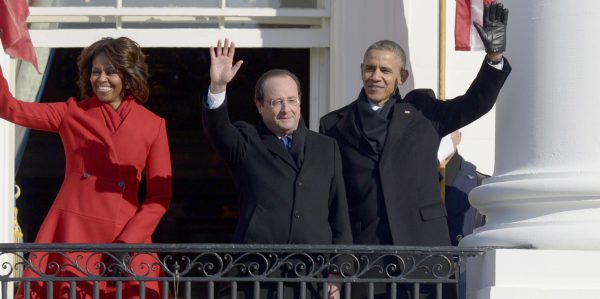 Obama empfängt Hollande mit Salutschüssen