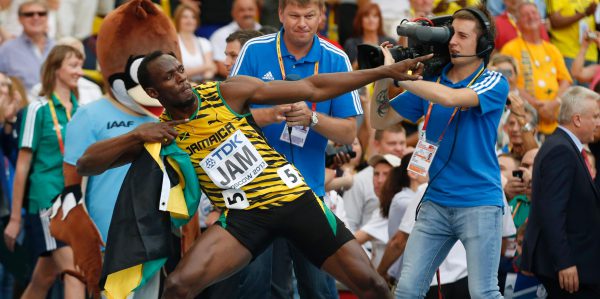 Bolt holt drittes Sprint-Gold