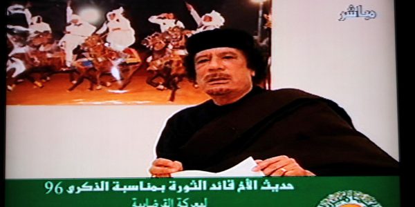 Gaddafi zeigt sich im Staats-TV