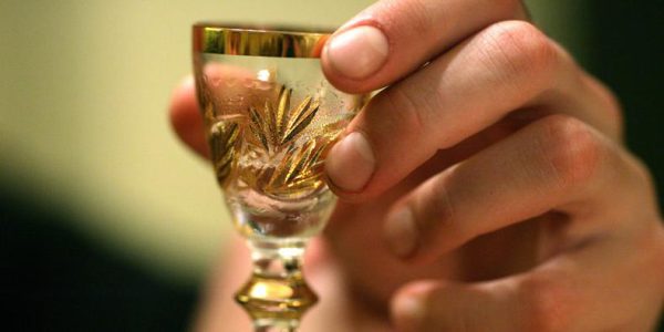 Wodka führt zu vielen Toten in Russland