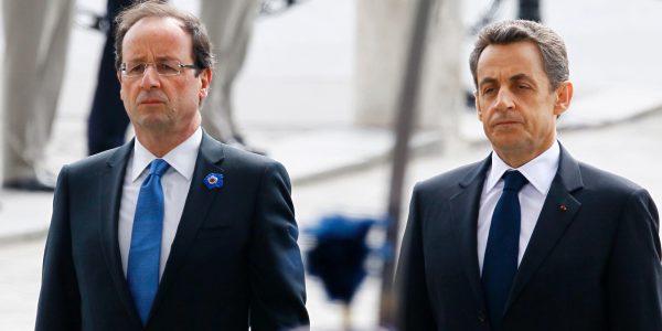 François Hollande zieht in Élysée-Palast ein