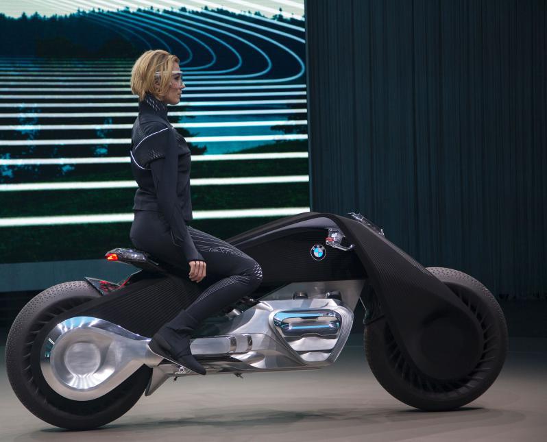 BMW präsentiert umfallsicheres Motorrad