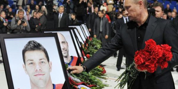Putin nimmt überraschend an Trauerfeier teil