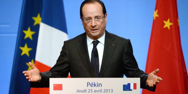 Hollande sucht lukrative Verträge