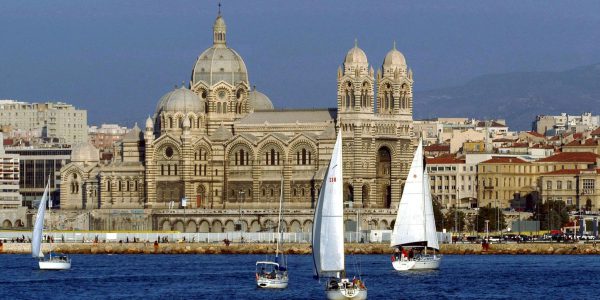 Marseille und Kosice laden ein