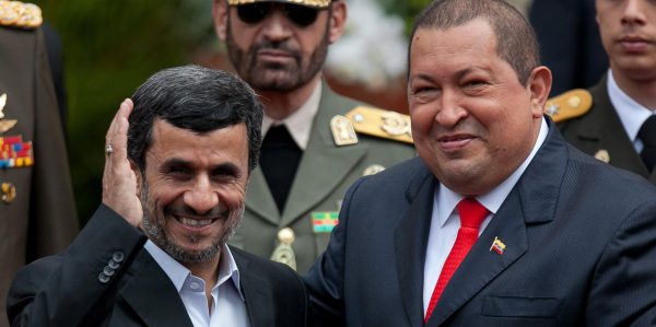 Ahmadinedschad und Chávez: „Bruder“-Bund