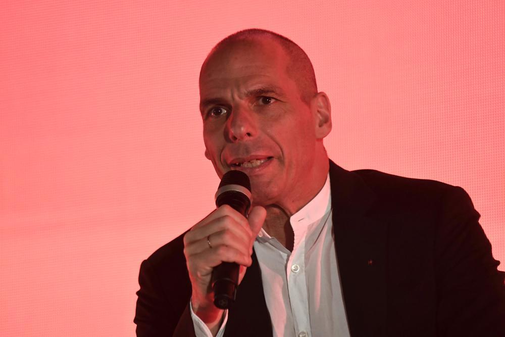 Varoufakis wirbt für Macron