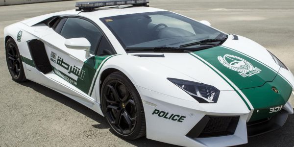 Dubais Polizei mit Lamborghini auf Streife