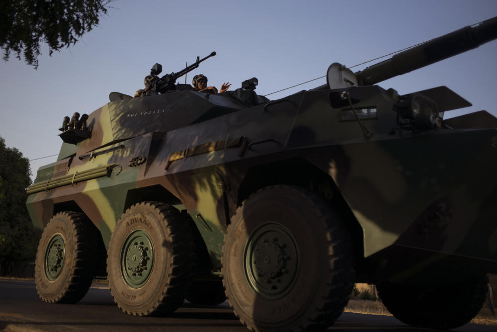 Westafrikanische Truppen rücken in Gambia ein