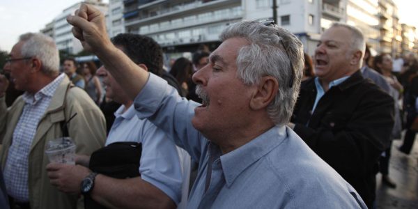 Athen spart: 15000 Beamte müssen gehen
