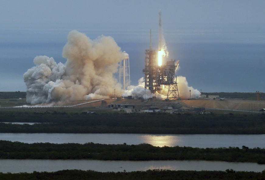 „Falcon 9“ auf dem Weg zur Raumstation ISS