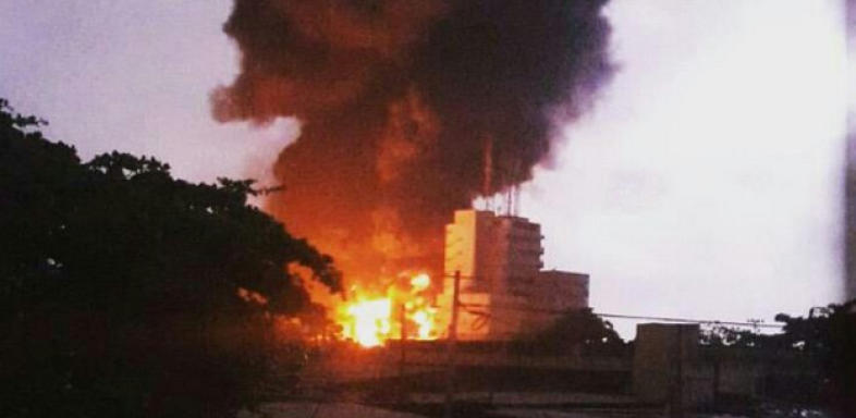 Tankstellen-Explosion fordert 100 Tote