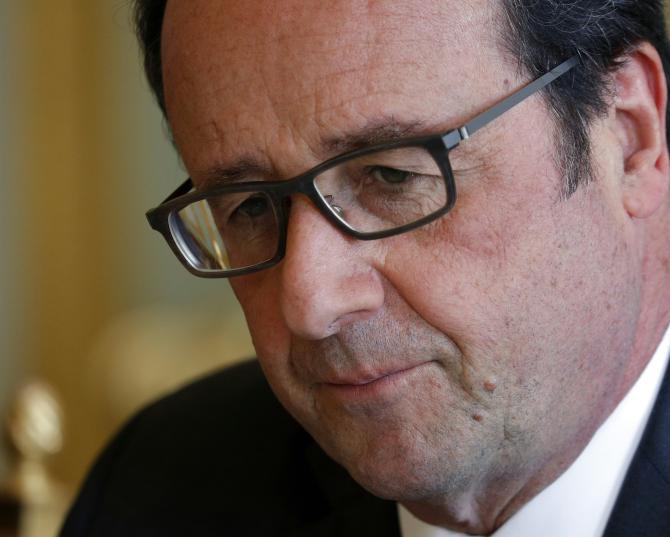 Hollande hängt im Umfragetief fest