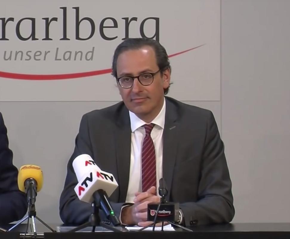 Österreichischer Bankenchef tritt zurück