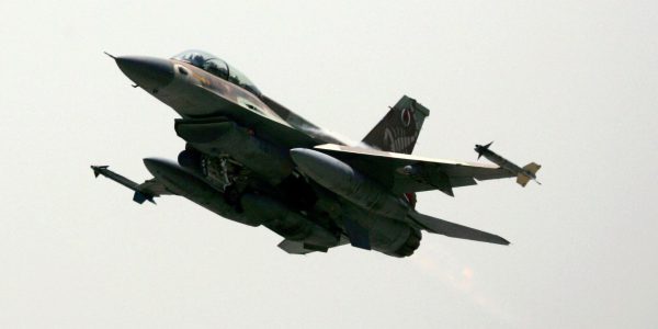 Israelische Jets greifen Gazastreifen an