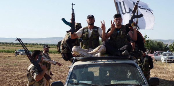 Rebellen starten Offensive gegen Dschihadisten