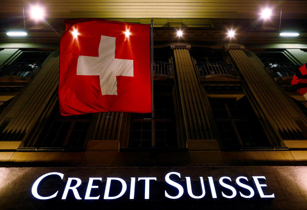 Schweizer Großbank verschärft Sparkurs