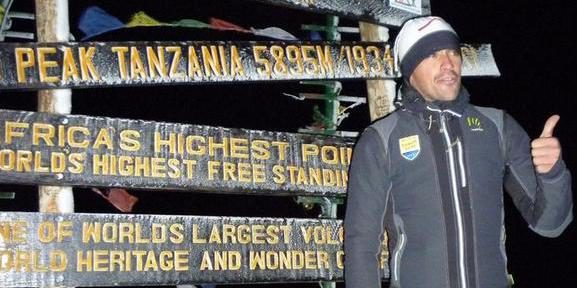 Contador „klettert“ auf den Kilimandscharo