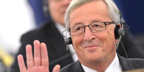 Juncker mit 422 Stimmen gewählt