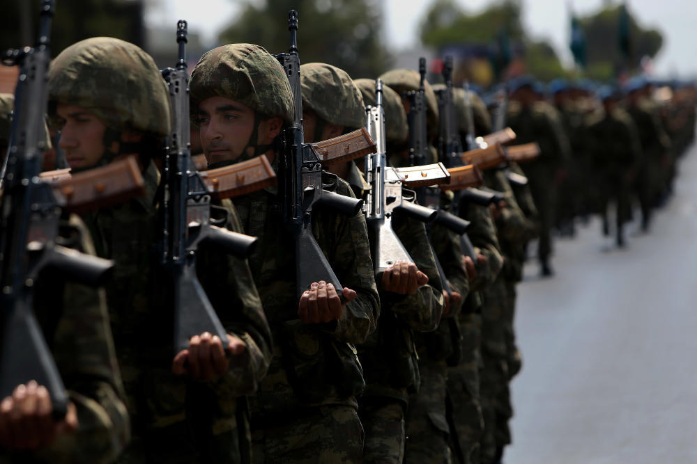 Erdogan will „frisches Blut“ in Armee bringen