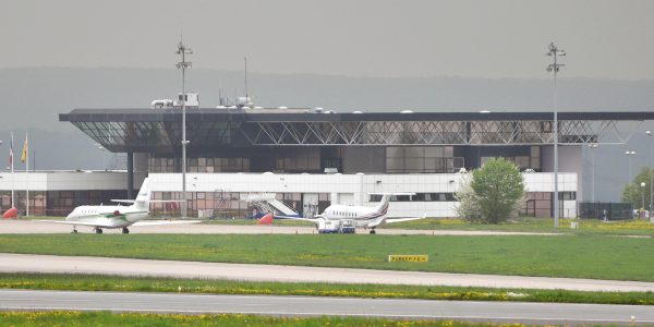 Lothringischer Flughafen evakuiert