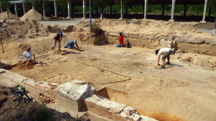 1.600 Jahre alte Glasöfen entdeckt