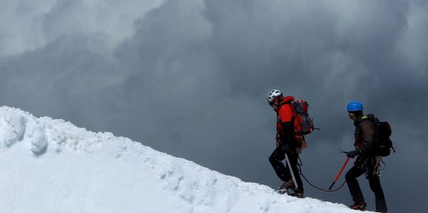 Bergsteiger in Socken gerettet