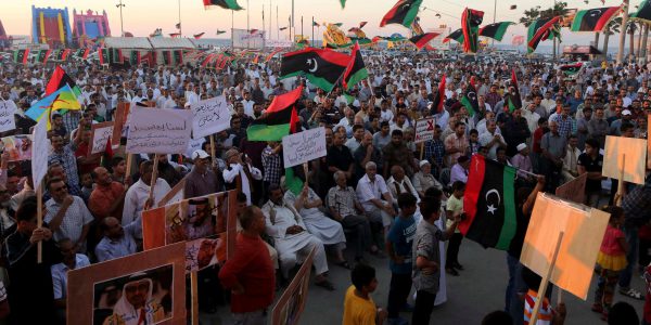 Tripolis will Neustart alter Regierung