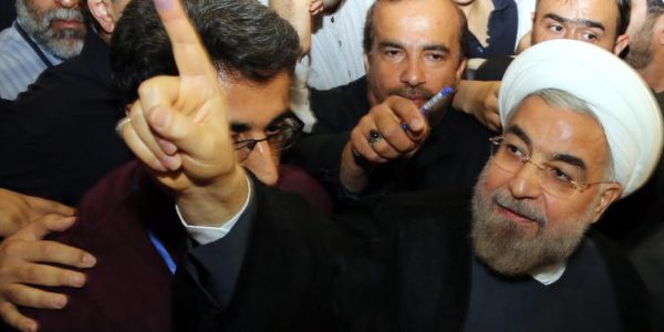 Reformer Ruhani baut Führung aus