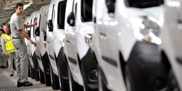 Peugeot streicht 1500 weitere Stellen