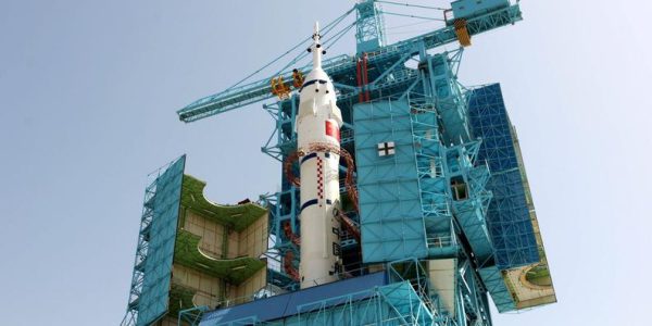 „Shenzhou 10“ ist gestartet