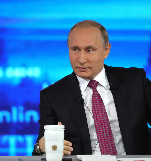 Putin bietet Comey Asyl an