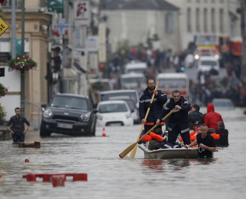 Tote bei Hochwasser in Frankreich und Deutschland