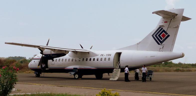 Flugzeug mit 54 Menschen vermisst