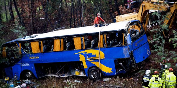 Zehn Tote bei Busunfall in Portugal