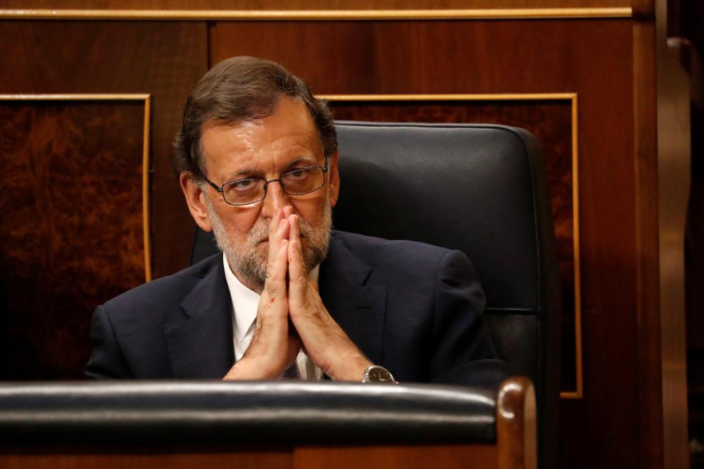 Sozialisten entscheiden über Duldung von Rajoy