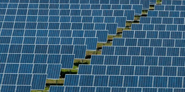 Buffett steckt Milliarden in Solarprojekt