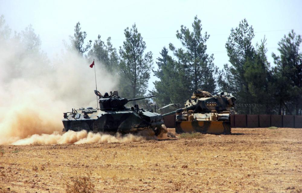 Türkisches Militär greift syrische Grenzstadt an