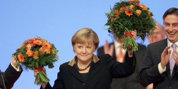 Merkel mit Spitzenergebnis bestätigt