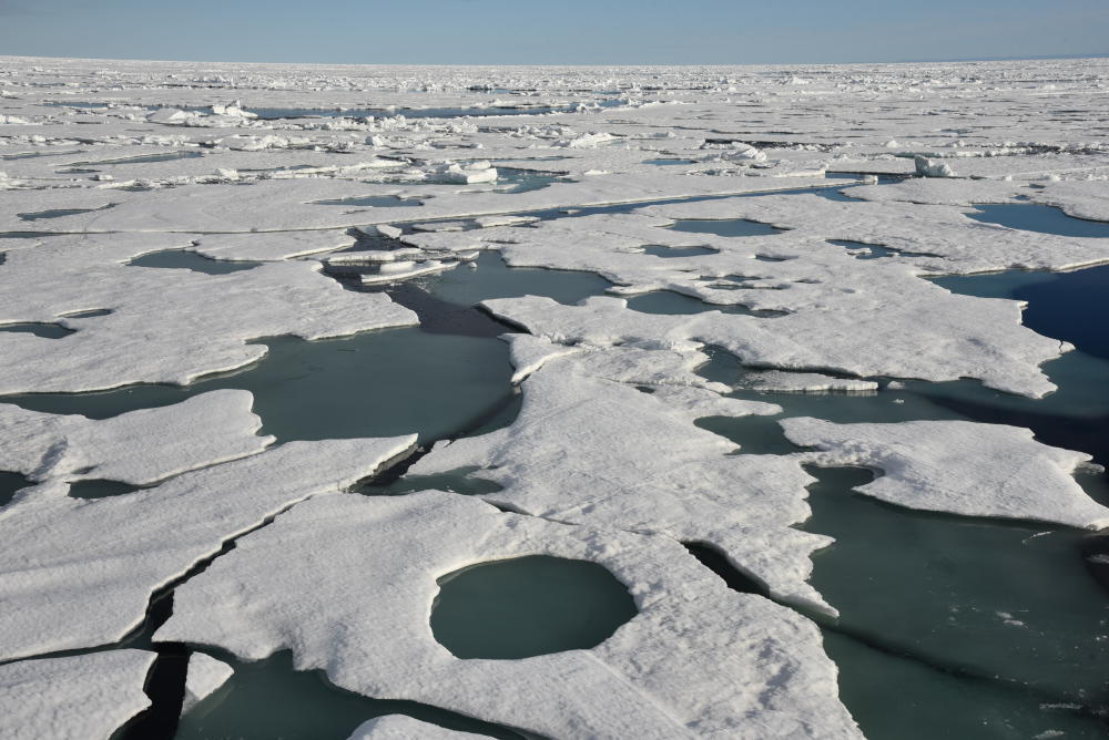 Arktis-Eis auf Rekordminimum