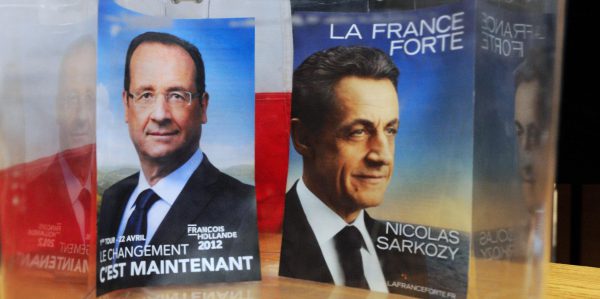 Hollande hängt Sarkozy ab