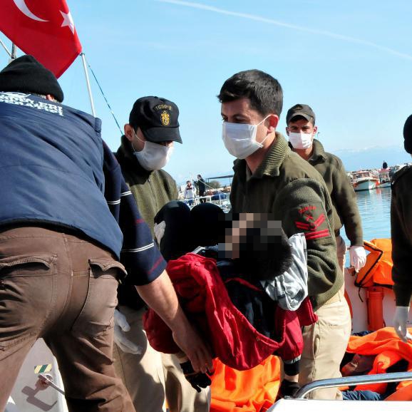 Mindestens 35 Flüchtlinge vor türkischer Küste ertrunken